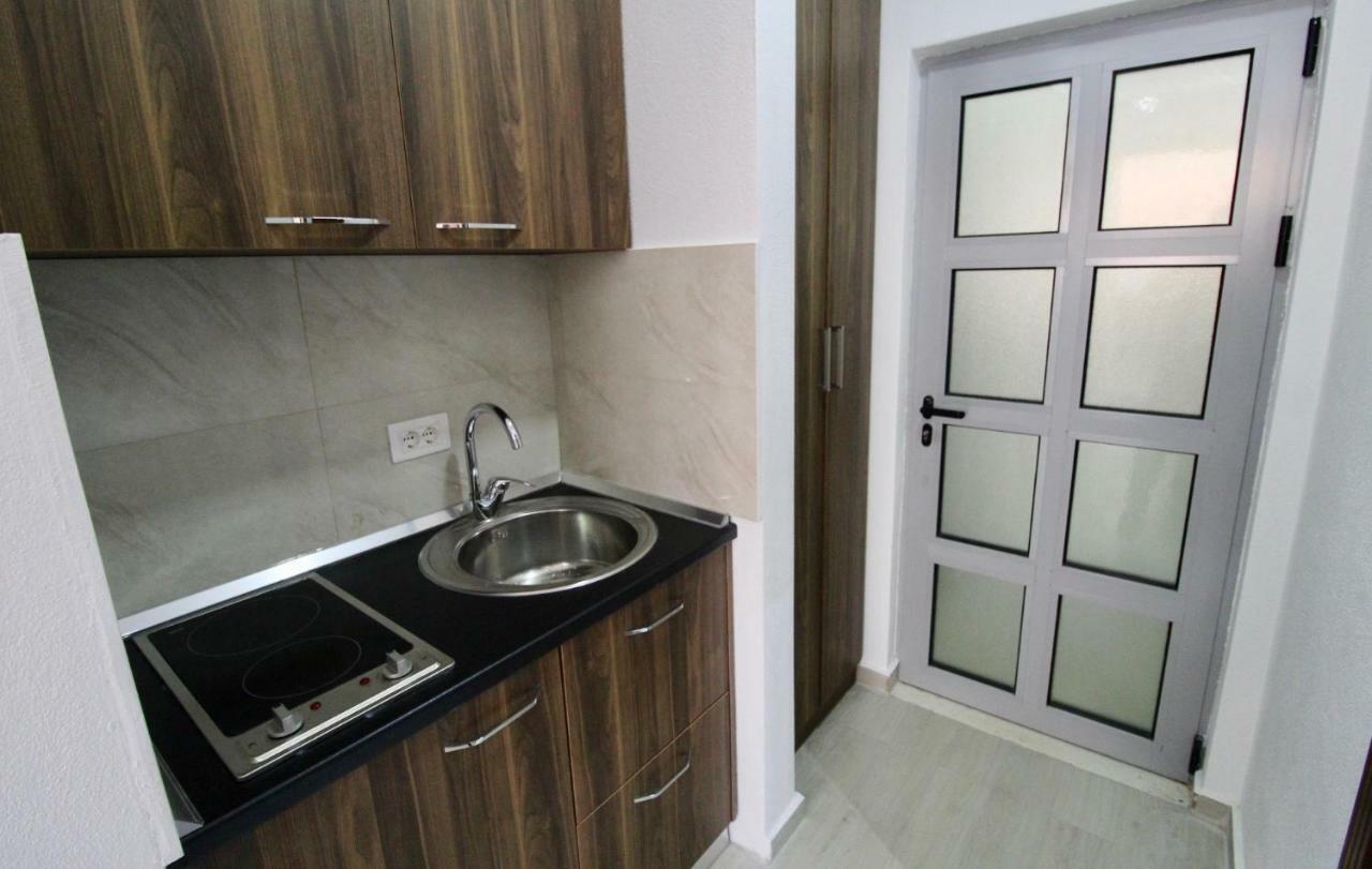 Apartments Komina Утьеха Экстерьер фото