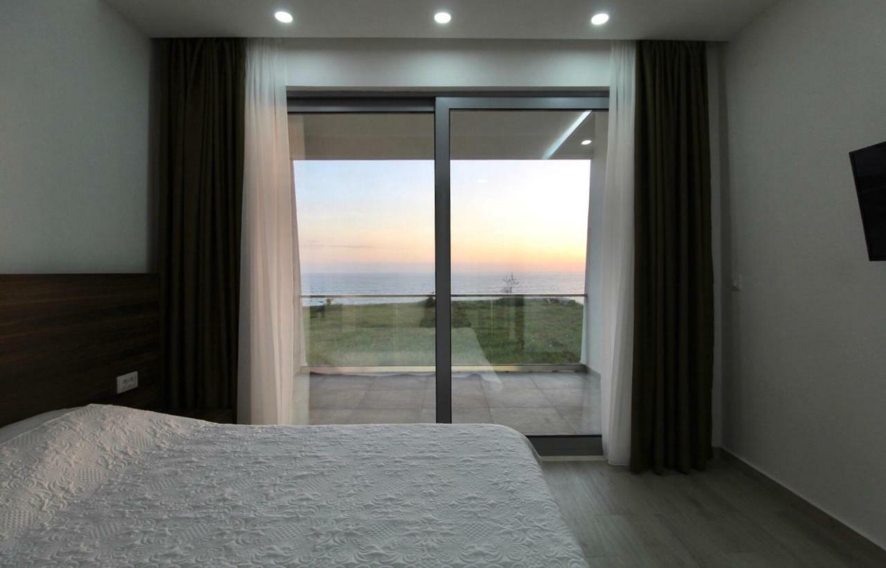 Apartments Komina Утьеха Экстерьер фото